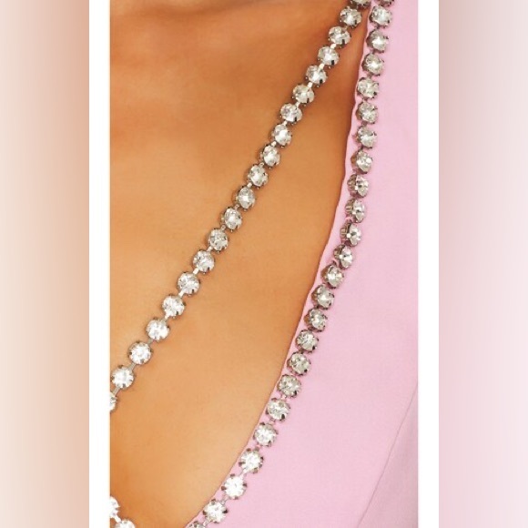 Matteson Gown in Bubblegum Pink
MAJORELLE revolve embellished sequined backless - Picture 4 of 9